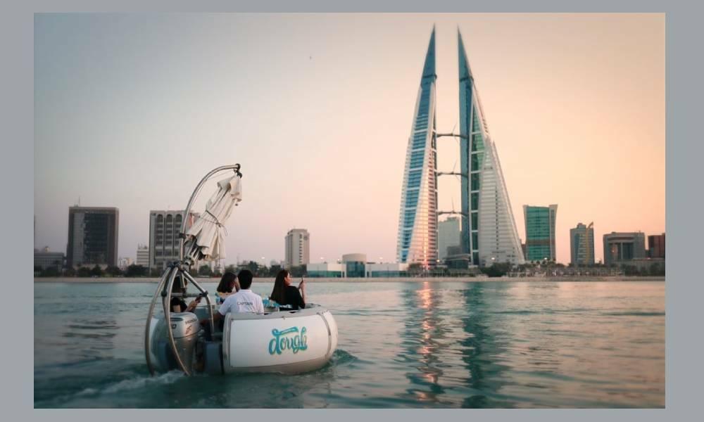 Dough Bahrain Doughnut Boat Rides29378