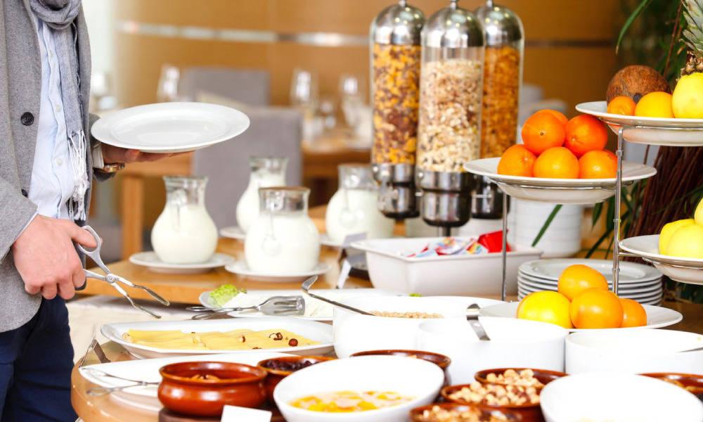 Breakfast Buffet at Golden New Hotel Al Bawadi37519
