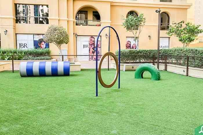 JBR Plaza Playgrounds - Amwaj433