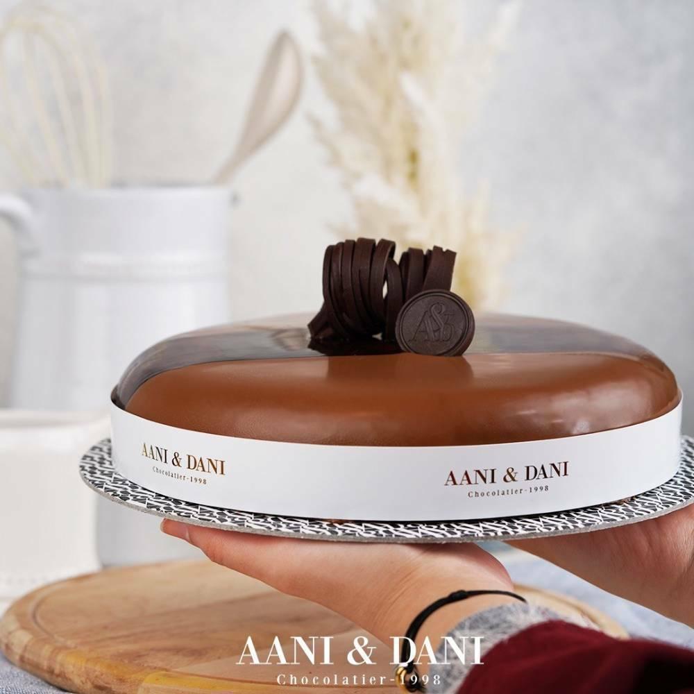 Aani & Dani Chocolatier28141