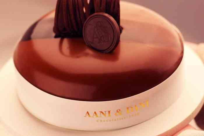 Aani & Dani Chocolatier  28149