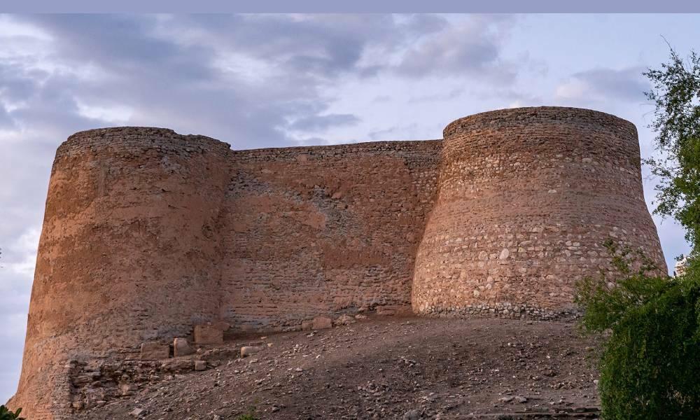 Discover The Historic Tarout Castle30490
