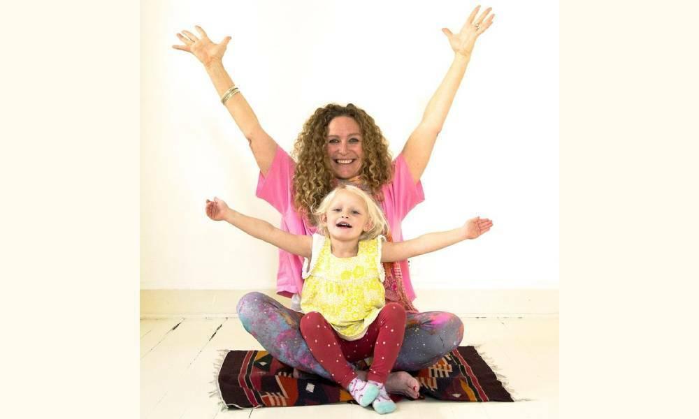 Prenatal & Postnatal Yoga Classes28350