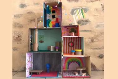 DIY Dollhouse From Recyclables14917